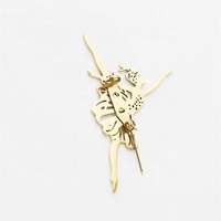 Yiwu Aceon acier inoxydable jolie fille danse geste danse troupe Logo signe coupe personnalisée creux Ballet fille broche