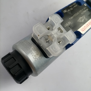 วาล์วควบคุมทิศทางแบบสปูล 4WE รุ่น R900567512 4WE6D6X/OFEG24N9K4 - Product Image 4