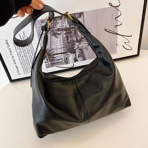 Sacs pour femmes classiques et pratiques avec logo personnalisé, sac à bandoulière rétro tendance, sac fourre-tout de grande capacité pour les trajets quotidiens - Product Image 2