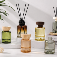 Diffuseur de parfum vide personnalisé de luxe, design fond volcanique rond, jaune, gris, rose, avec bouchon en bois