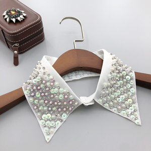 Col amovible Peter Pan en perles, faux col chemise avec <span class=keywords><strong>boutons</strong></span> avant et arrière, accessoire de collier détachable <span class=keywords><strong>pour</strong></span> chemises et robes <span class=keywords><strong>pour</strong></span> femmes - Product Image 1