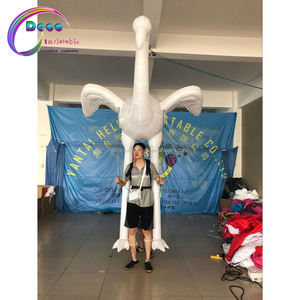 LED marche blanc <span class=keywords><strong>flamant</strong></span> <span class=keywords><strong>Gonflable</strong></span> costume pour décoration de défilé - Product Image 1