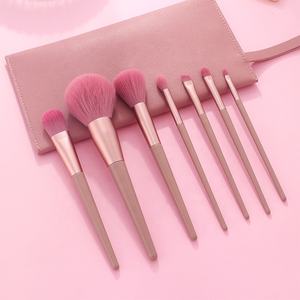 <span class=keywords><strong>Precio</strong></span> barato de alta calidad 7 piezas Juego de <span class=keywords><strong>brochas</strong></span> de maquillaje Rosa Cosméticos sintéticos de primera calidad <span class=keywords><strong>Brochas</strong></span> de maquillaje con bolsa - Product Image 1