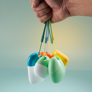 Bouteilles en plastique vides biodégradables de 30g avec trou de suspension pour crème solaire, emballage personnalisé pour crème, vente chaude - Product Image 1