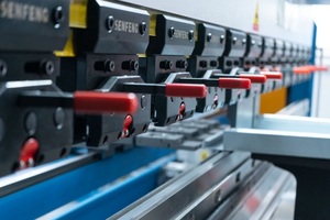 森丰飞力克1000KN 10ft金属薄板折弯机手动压弯机铝不锈钢门生产 - Product Image 5