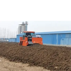 Machine de retournement de compost d'usine pour déchets agricoles fumier de vache machine de tournage d'engrais organique machine de retournement de compost