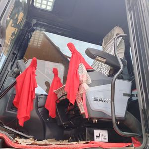 Excavatrice Sany 335H presque neuve, démarrage fluide du moteur avec puissance de sortie constante, machine sur chenilles Sany 335H 60C 215H 75 à vendre - Product Image 6