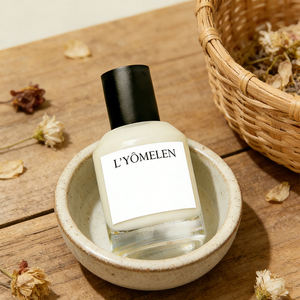 Perfume al por Mayor con Aroma a Rosa Blanca Francesa, Fragancia Amaderada de Larga Duración, Estilo Gen Z Personalizado, Spray de Perfume - Product Image 4