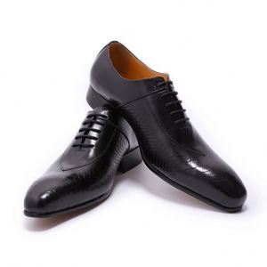 Chaussures habillées Oxford formelles pour hommes avec imprimé peau de serpent, à lacets et bout pointu, idéales pour le bureau, les mariages et les soirées - Product Image 3