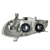Ensemble de phares avant de remplacement pour Toyota Corolla 2003-2008, fond noir