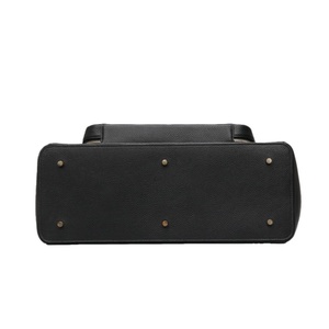Sac de voyage multifonctionnel pour femme en cuir PU avec compartiment isotherme, grande capacité, fermeture éclair et sangle de transport - Product Image 5
