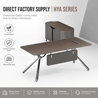 Escritorio Profesional para CEO con Patas Metálicas Arquitectónicas, Tablero MDF E1, Pintura a Base de Agua, Mueble de Oficina para Gerentes