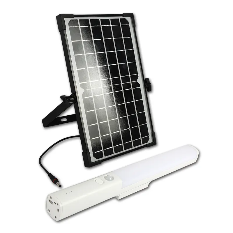 個別のソーラーパネルを備えた柔軟な多機能ソーラーまたはUSB充電式LEDキャンプライト