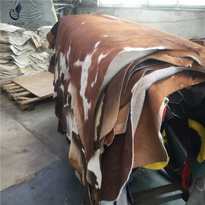 Toptan tedarik sığır derisi halı organik fosfor tabaklanmış saç dana doğal büyük dana inek derisi - Product Image 5