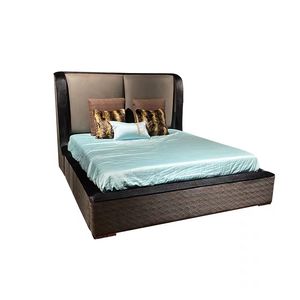 Lit de princesse de luxe VERSACEN avec cadre en bois massif et revêtement en cuir italien, broderie artistique, mobilier de chambre à coucher pour appartement - Product Image 1