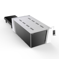 Machine de découpe laser à fibre Bodor série C 6 kW avec tables d'échange et entièrement fermée