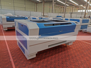 <span class=keywords><strong>1200X900</strong></span> Acrylic Tia <span class=keywords><strong>Laser</strong></span> Khắc Giá Máy <span class=keywords><strong>Laser</strong></span> Cắt Cho Tấm Nhựa - Product Image 4