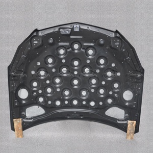 ฝาครอบเครื่องยนต์คาร์บอนไฟเบอร์สำหรับ Mercedes Benz E Class W207 E300 E350 E63 อัพเกรดช่องระบายอากาศด้านหน้า - Product Image 6