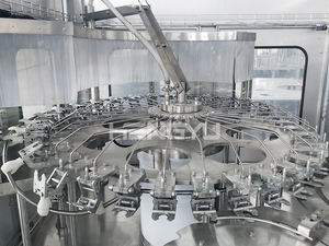 2026年新型饮用水产品供应商，操作简单，全自动12000瓶/小时塑料瓶水生产 - Product Image 6