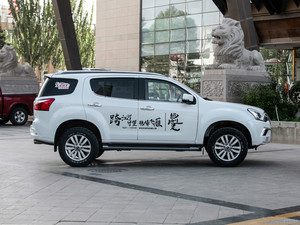 อีซูซุ มูเอ็กซ์ ปี <span class=keywords><strong>2020</strong></span> มือสอง พวงมาลัยซ้าย ยูโร 4 รถ SUV รับประกันคุณภาพ-เครื่องยนต์ดีเซลเทอร์โบ 1.9T เกียร์ธรรมดา 5 ที่นั่ง ขับเคลื่อน 4 ล้อ เบาะหนัง ล้อแม็ก R18 ไฟหน้า LED สีเข้ม - Product Image 4