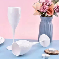 Vente d'usine – Gobelets et flûtes à champagne personnalisables en plastique PS et acrylique, couleurs rose impérial, blanc et noir, avec logo sur mesure