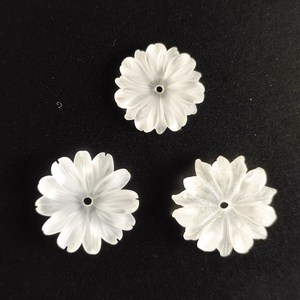 F3 F7 12mm 14mm Flor de cuarzo esmerilado multipétalo hecha a mano - Product Image 1