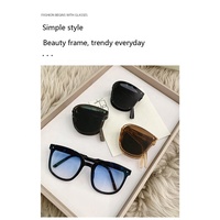 Lunettes de Soleil Pliables Carrées à Monture Complète UV400 Tendance pour Femme
