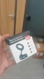 Soporte Magnético Giratorio de 360 Grados para Coche con Succión al Vacío, Agarre Fuerte y Seguro, Soporte de Plástico para Teléfono - Product Image 2