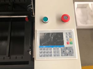 Máquina de Corte Láser de Papel, Máquina de Grabado Láser para Vasos de Vidrio, Máquina de Grabado Láser para Tazas <span class=keywords><strong>Yeti</strong></span> - Product Image 5