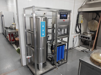 Équipement de traitement de l'eau par osmose inverse de qualité commerciale pour hôtels et laboratoires avec composants de moteur de pompe