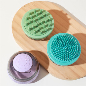 3-in-1 Umweltfreundliche Hundeduschbürste mit Praktischem Seifenspender für Hundepflege und Haarentfernung - Product Image 5