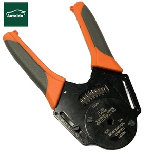 Sertisseuse à barillet fermé à 4 voies, type à 8 empreintes pour contacts solides Deutsch calibre 14, 16 et 18 (IWD-16) - Product Image 1