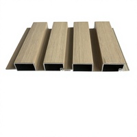 Panneau mural composite aluminium-bois-plastique de style traditionnel, étanche, avec installation par emboîtement pour usage extérieur