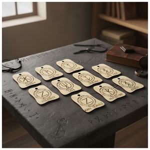 Ensemble de 9 ornements de protection en runes, ornements de Noël celtiques, symboles vikings, décorations nordiques païennes en bois, décoration d'arbre de Noël - Product Image 3