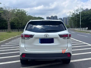 Toyota Highlander 2.0T AWD Luxury 2015 Usada, Económica, SUV Familiar Mediana de 7 Asientos, Vehículo de Exportación, Autos Usados en Venta - Product Image 5