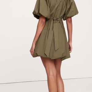 Nouvelles robes d'été pour femmes, robes décontractées élégantes et modestes, robes pour femmes à col en V profond, de haute qualité, à manches courtes et lanternes, mini robe - Product Image 3