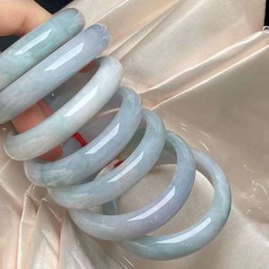 Jadéite gros naturel émeraude nouveau <span class=keywords><strong>Jade</strong></span> délicat <span class=keywords><strong>impérial</strong></span> concubine <span class=keywords><strong>Jade</strong></span> Bracelet en gros bijoux une pièce livraison directe - Product Image 4