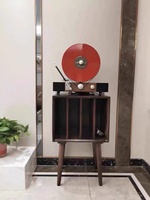 Meuble de rangement moderne en bois massif pour amplificateur et vinyles, idéal pour la maison, l'hôtel ou comme meuble d'appoint de canapé dans le salon ou la chambre.