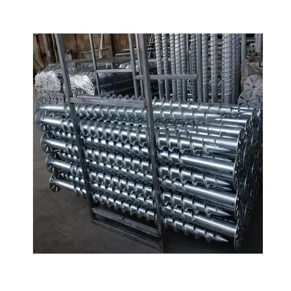 Заземляющий винтовой анкер с креплением на солнечной батарее