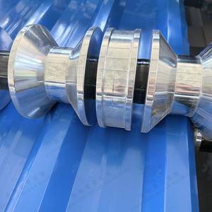 Machine de pressage de tuiles métalliques colorées de bonne qualité avec contrôle PLC, engrenages et roulements, largeur d'alimentation 1220 mm - Product Image 3