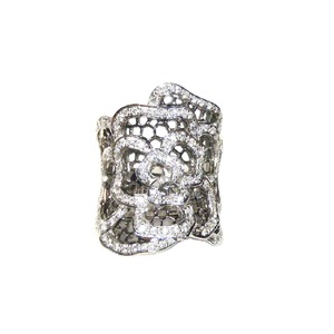 Marvel — bijoux de marque en or blanc 18k, fait à la main, bague large et épaisse à motif de fleurs, pour cadeau d'anniversaire - Product Image 1