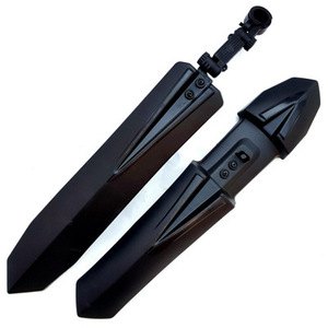 Garde-boue de vélo de montagne 26 pouces en plastique noir à dégagement rapide avec bandes réfléchissantes en stock - Product Image 2