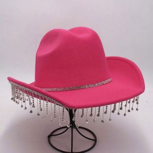 Chapeaux de cow-boy roses en gros pour festivals de musique et fêtes, avec pampilles en strass - Product Image 1