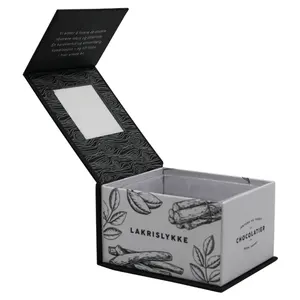 Caja de regalo cuadrada de cartón rígido negro con ventana de PVC abatible superior con cierre magnético embalaje personalizado con tapa transparente