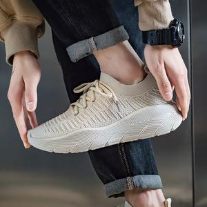<span class=keywords><strong>Scarpe</strong></span> Couple Flyweave: <span class=keywords><strong>scarpe</strong></span> traspiranti, versatili, casual e sportive. Calzini corti <span class=keywords><strong>da</strong></span> <span class=keywords><strong>uomo</strong></span>. <span class=keywords><strong>Scarpe</strong></span> <span class=keywords><strong>da</strong></span> corsa e casual con suola spessa. - Product Image 4
