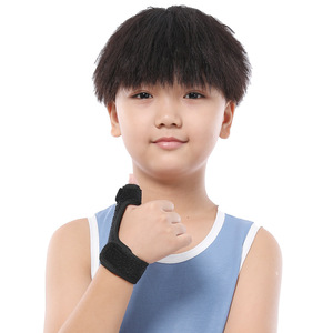 Children's Thumb Support Brace With Steel Bar Wrist Protection For Finger Sprain Rehabilitation Black Nylon Sml - Product Image 1
