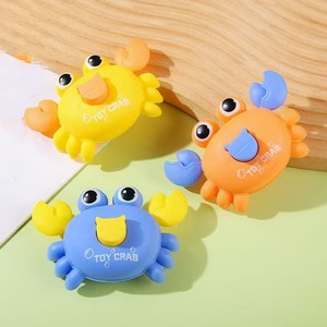 Simpatici giocattoli di piccolo granchio per bambini nuovi e piccanti per auto Mini stampa di ritorno per animali premono pressa per granchio e vanno giocattoli per auto in plastica granchio giocattolo per bambini - Product Image 5