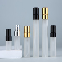 Vente en gros de flacons de parfum en verre de haute qualité, écologiques, étanches, mats, rechargeables, 2 ml/3 ml/5 ml/10 ml, mini flacon pulvérisateur d'échantillon