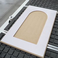 Router CNC SIGN-CNC de 1300x2500mm con Rodillo de Presión, Husillo Refrigerado por Aire de 9kW, ATC de 8 Herramientas, Mesa de Vacío, Sistema de Servo y Reductor