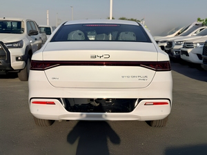 Voiture électrique 4 roues motrices BYD Qin Plus DM-i 2024 - Product Image 2
